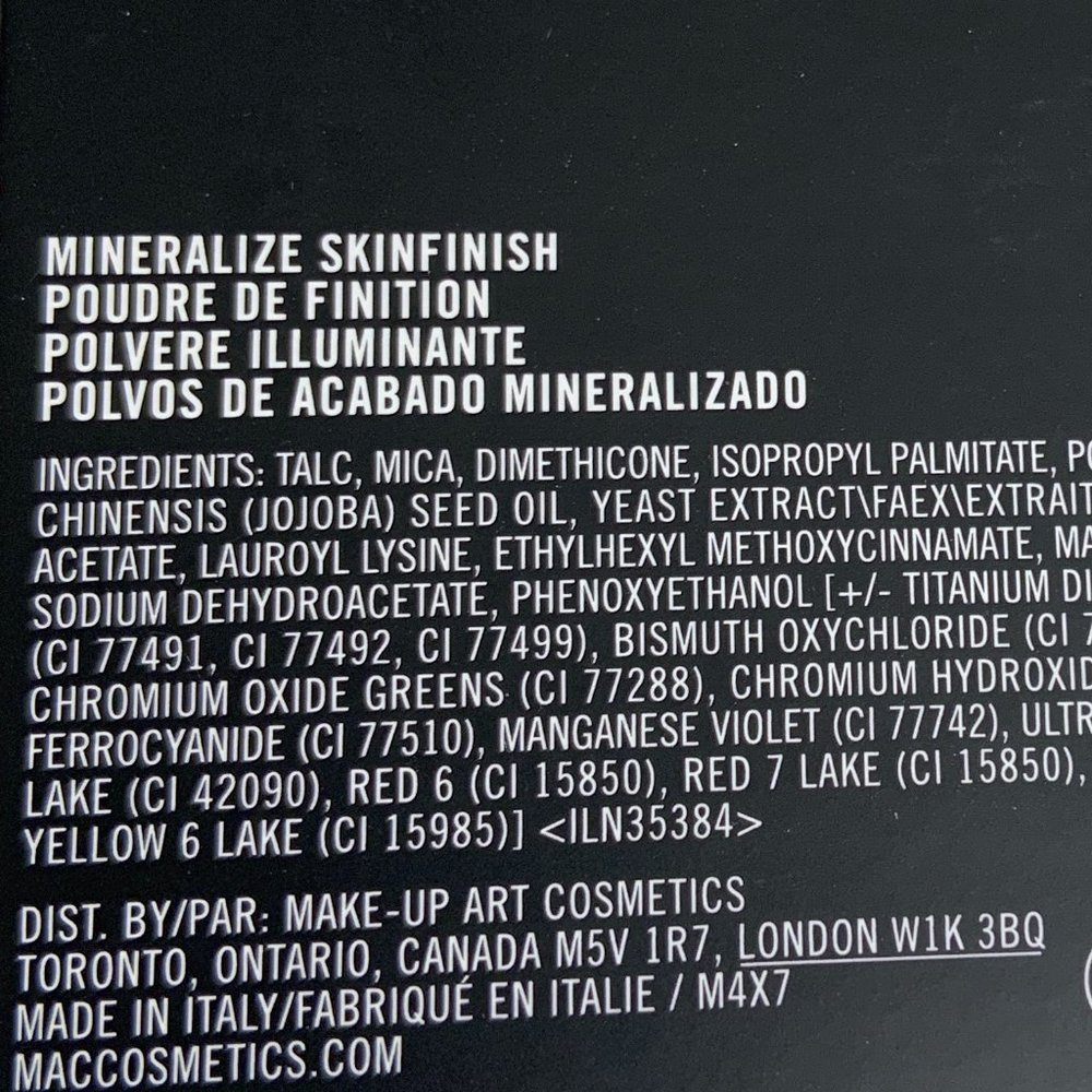Mac Cosmetics Mineralize Skinfinish in CHEEKY BRONZE Rare - Picture 8 of 9
